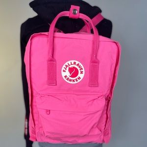FJALLRAVEN KANKEN mini pink backpack